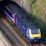 Οδηγός τρένου οδηγούσε διαβάζοντας εφημερίδα