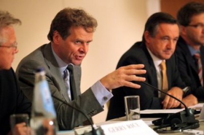 Επιστρέφει η τρόικα στην Αθήνα