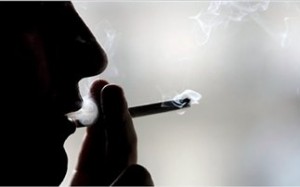 «Θερίζει» το κάπνισμα τα άτομα άνω των 35