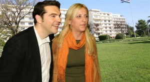 Τσίπρας: Απαράδεκτες οι μειώσεις μισθών στους οπλίτες
