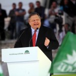 Το πρωί μας σκουπίζουνε, το βράδυ τους ψηφίζουμε!