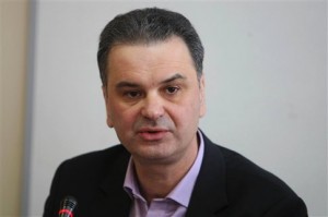 Ο Σωκράτης Ξυνίδης δεν θα είναι υποψήφιος στις εκλογές