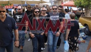 Νέα επίθεση Χρυσαυγιτών εναντίον μικροπωλητών μεταναστών σε λαϊκή αγορά στο Μεσολόγγι (βίντεο)