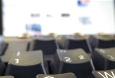 Συλλήψεις για υποκλοπή και πώληση δεδομένων υπηρεσίας τηλεφωνικού καταλόγου