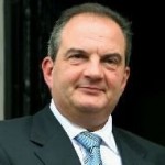 Διαλεύκανση της υπόθεση των υποκλοπών θέλει ο Καραμανλής