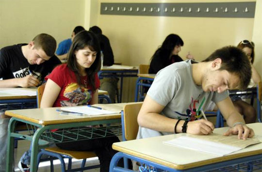 Πανελλήνιες 2014: Πότε κατατίθενται τα μηχανογραφικά δελτία