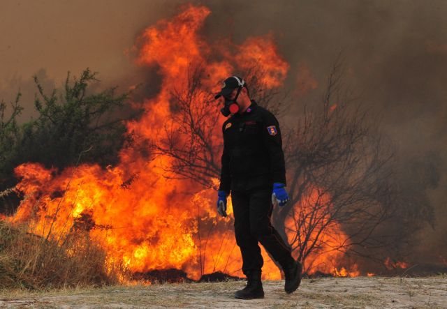 Συλλήψεις για εμπρησμό στην Κορινθία